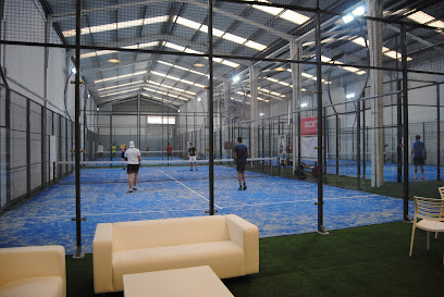 Play Padel Indoor